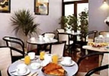 Casa Serena Otel Paris